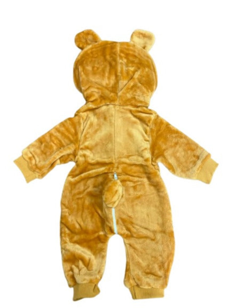 Pijama veverita pentru bebelusi tip salopeta din material moale si pufos